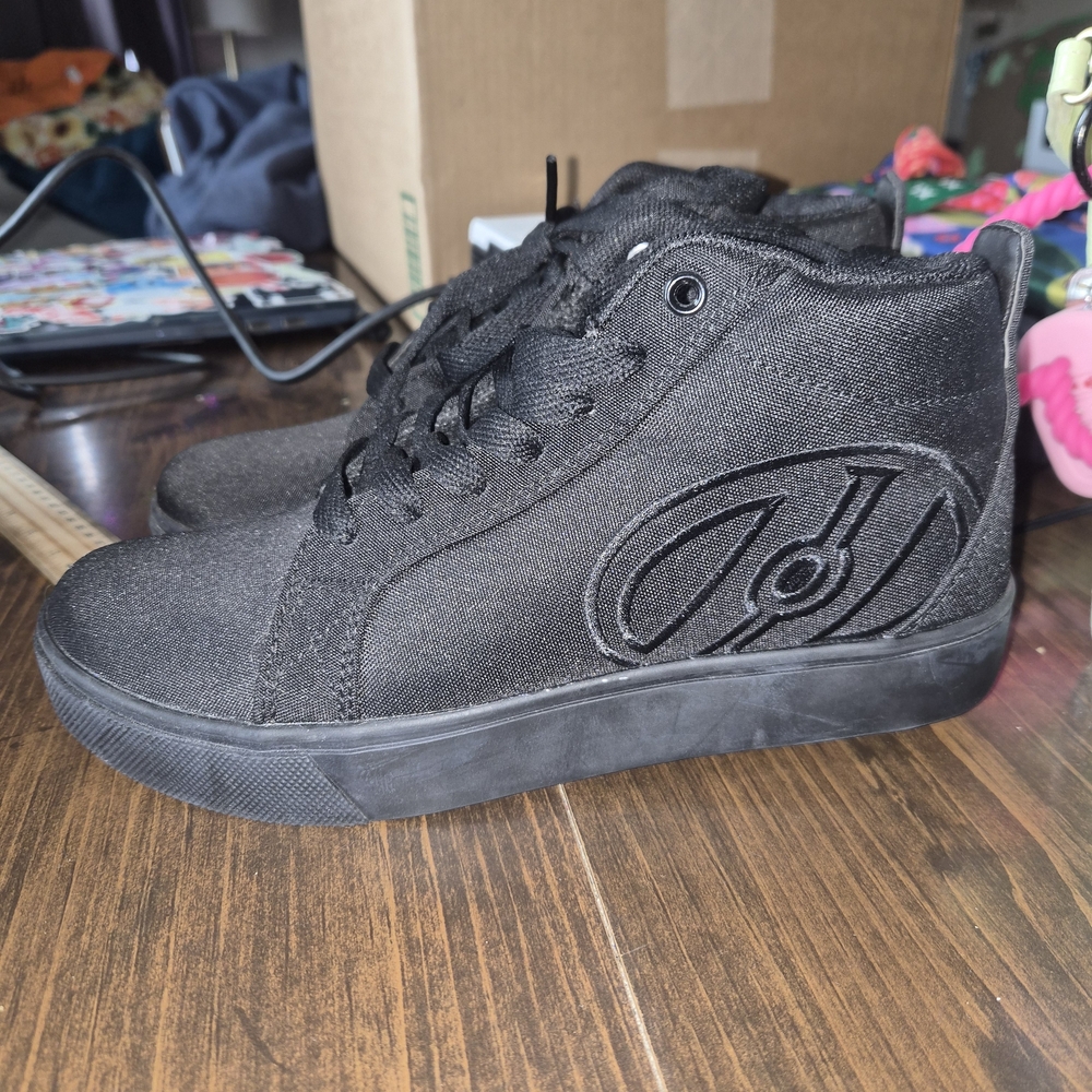 Heelys Black High-Top Kids Sneakers